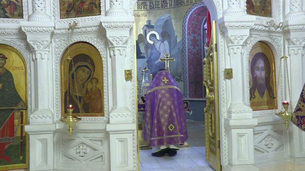 Воздвижение — это большой церковный праздник