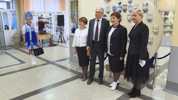 В Гжельском университете стартовал 38  фестиваль творчества «Синяя птица Гжели – 2021».