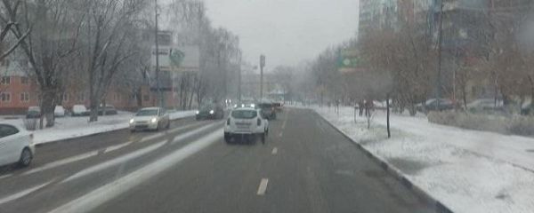 Службы дорожного хозяйства Раменского г.о. ведут работы по устранению последствий снегопада.