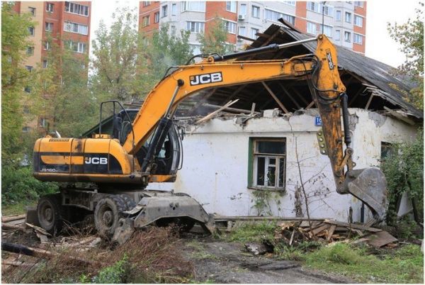 На сегодняшний день в Раменском г.о признаны аварийными и подлежащими сносу 53 жилых многоквартирных дома.