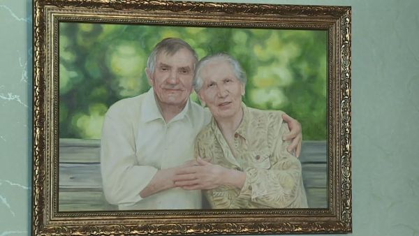 В этом году Леонид Александрович и Антонина Васильевна отметили бриллиантовую свадьбу.