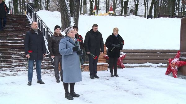 В Раменском городском парке по традиции состоялся митинг посвященный вводу войск в Афганистан.