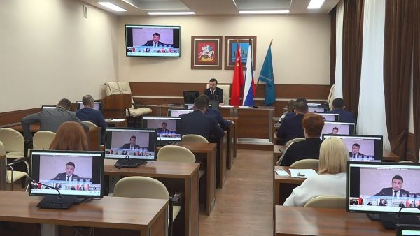 ВКС губернатора Подмосковья Андрея Воробьева с членами правительства и главами муниципалитетов.