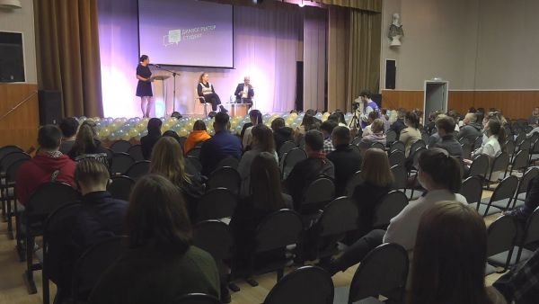 Встречи ректора с обучающимися стали уже доброй традицией в Гжельском государственном университете.