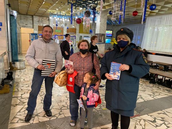 Посетителям бассейна «Сатурн» напомнили о пожарной безопасности