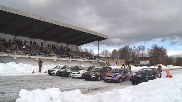 Спустя два года зимний фестиваль автоспорта «Мороз» вновь вернулся в Раменское.