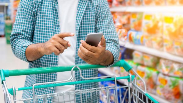 В Подмосковье появился Telegram-бот, который контролирует цены на товары.