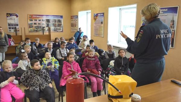 Ученики СОШ № 4 посетили пожарно-спасательную часть № 42.