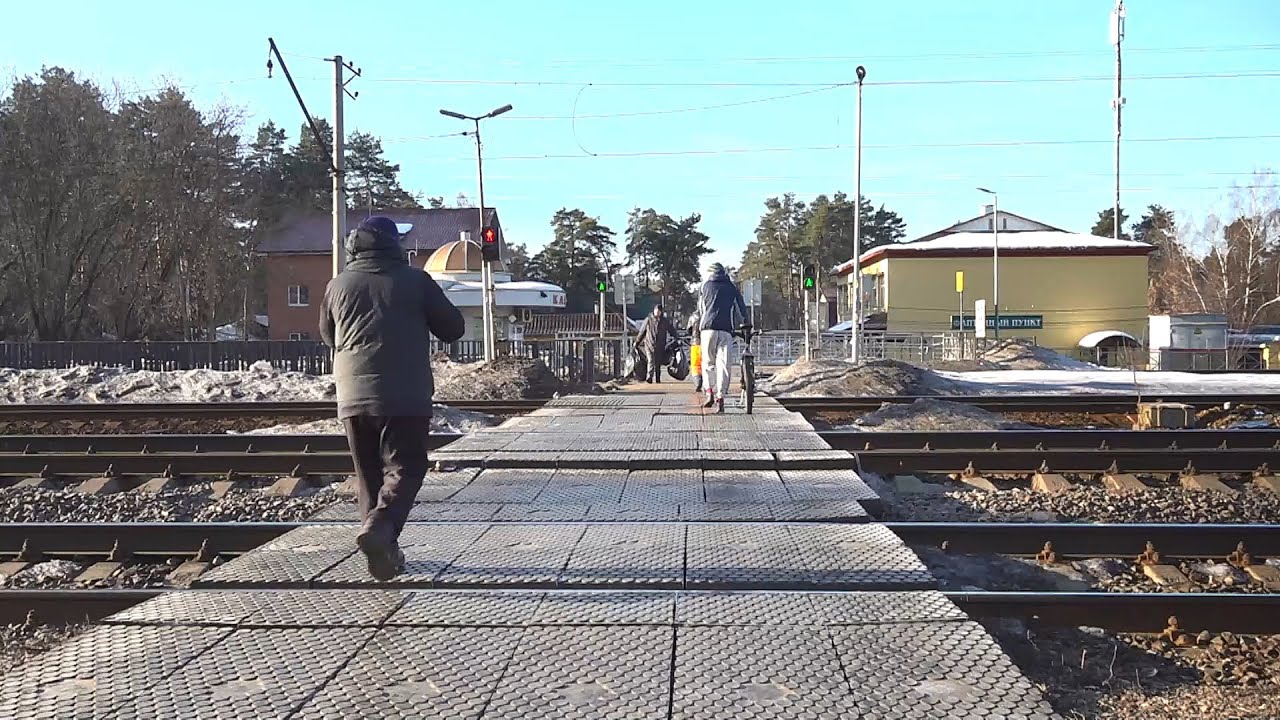 Во избежание несчастных случаев на ж/д путях проводятся специальные рейды.