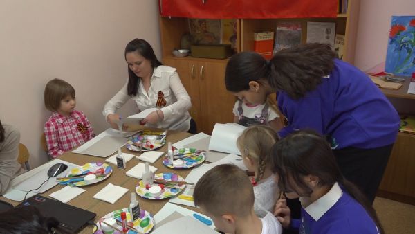 В Раменском городском округе в Кратовской средней школе №98 было образовано молодежное движение «Волонтеры Победы».