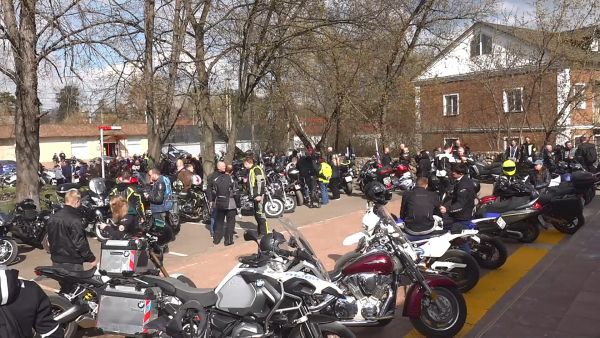 Байкеры открыли мотосезон