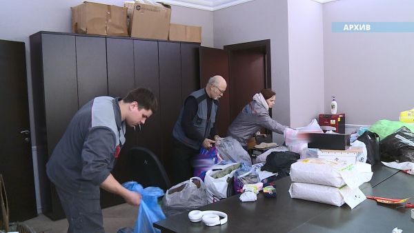 Продолжается сбор гуманитарной помощи жителям.