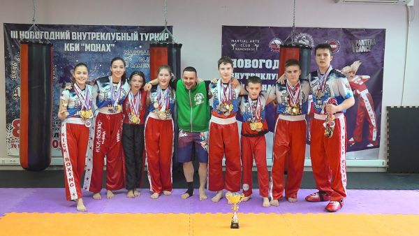 С 16 по 22 мая, в Череповце, прошёл чемпионат и первенство по кикбоксингу.