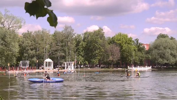 4 июня на озере Пионер в городе Раменское проходил фестиваль по гребным видам спорта.