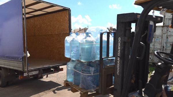 Очередная партия гуманитарной помощи из Раменского отравилась на Донбасс.