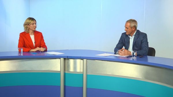 Вечерний диалог с начальником управления капитального строительства Александром Петровичем Никитиным.