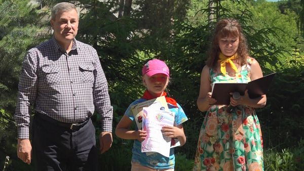 Юные тележурналисты из Удельнинского центра внешкольной работы, организовали отряд «Вспышка».