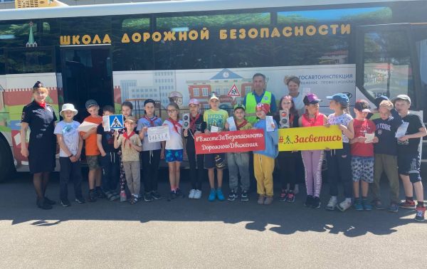 Социальный раунд по безопасности дорожного движения «Некуда спешить».