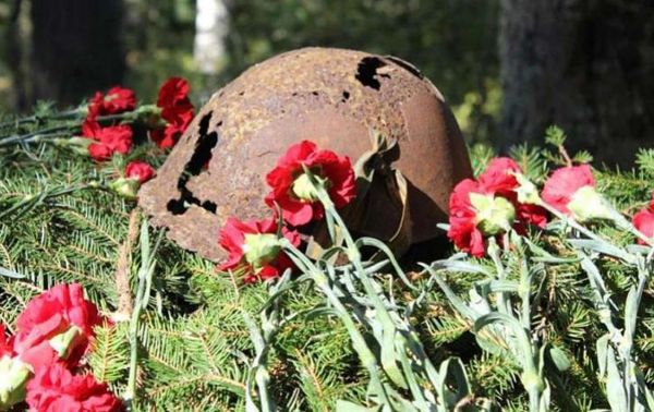 Розыск родственников погибшего солдата.
