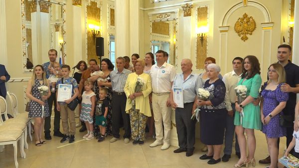 8 июля, вся страна будет отмечать день семьи, любви и верности.