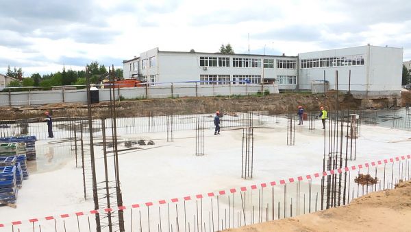 О Власовской школе №13 говорит директор школы на протяжении последних 15 лет.