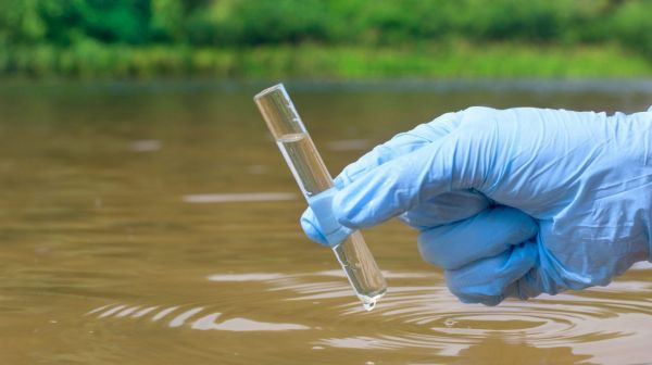 После вмешательства Минэкологии в Раменском прекращено загрязнение водного объекта.