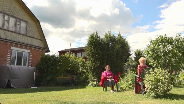 Наша съемочная группа встретилась с Почетным гражданином Озимковой Надеждой Васильевной.