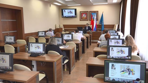 Оперативное совещание губернатора МО Андрея Воробьева с главами округов и министрами.