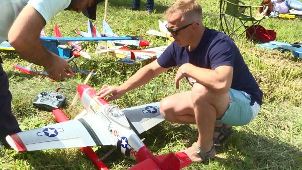 Гидрофестиваль радиоуправляемых моделей прошел в Раменском.