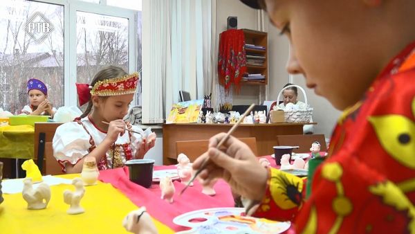 Покровская Благотворительная Ярмарка состоялась в Прогимназии №48 .