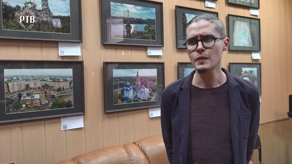 В Раменской библиотеке открылась фотовыставка Михаила Кинеева.