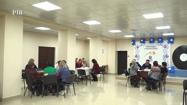 Выездная администрация —форма работы муниципальной власти.