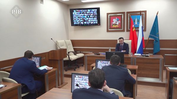 Виктор Неволин оперативное совещание, финальное в 2022 году, начал с подведения итогов.