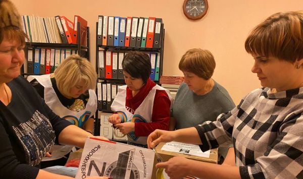 В ТУ «Новохаритоновское» в очередной раз собрали гуманитарную помощь для поддержки наших защитников в зоне СВО.