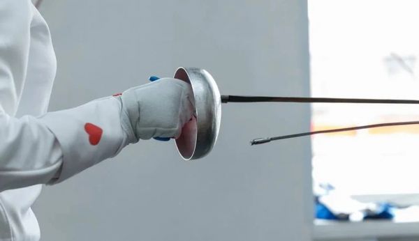 СК «Борисоглебский» приглашает на занятия по фехтованию.