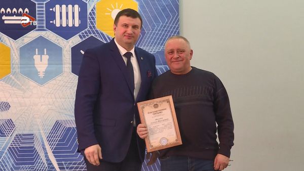 В ДК «Сатурн» состоялся праздник, посвященный Дню работников жилищно-коммунального хозяйства.