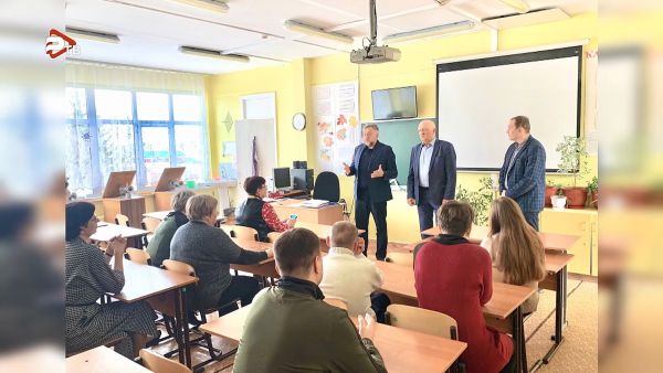 Депутат Московской областной Думы Олег Жолобов посетил территориальное управление «Ульянинское».