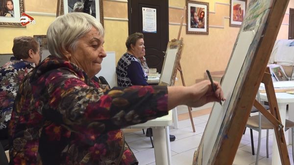 Свыше 10,5 тысячи пенсионеров МО присоединились к «Активному долголетию» с начала года.