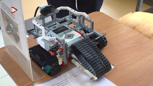Уже в четвертый раз в Раменской Гимназии №2 прошел Открытый робототехнический фестиваль «РобоТема 2023».