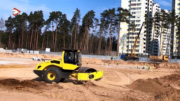 Ведется Строительство школы на 550 мест на Высоковольтной в рамках программы «Развитие социальной инфраструктуры».