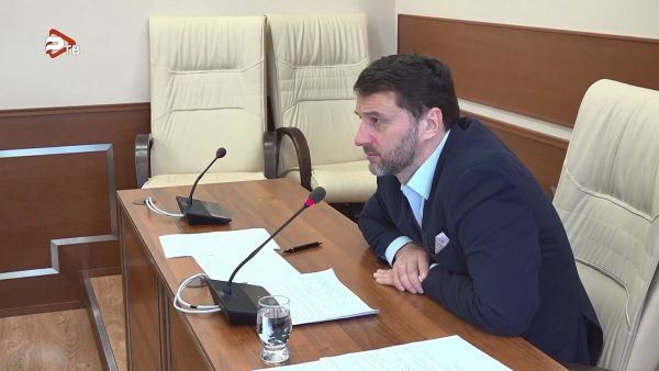 24 апреля, глава Раменского г.о. В.В. Неволин провел оперативное совещание.