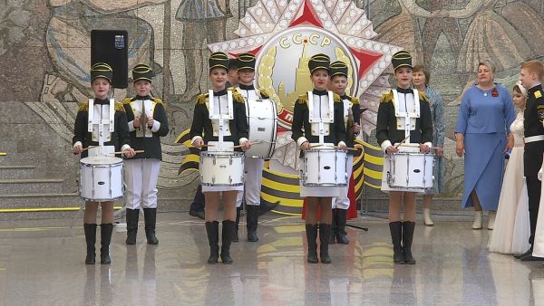 Кадетский бал «Вальс Победы» прошел 28 апреля в Раменском ДК «Сатурн».