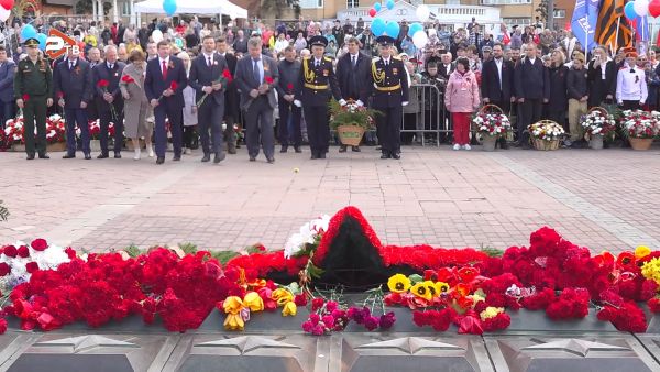 Сегодня 9 мая жители и гости города Раменское не поехали на дачные участки.