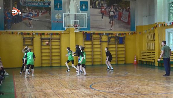 Турнир «На баскетболе с Ириной Аввакумовой» состоялся в Чулковской школе №20.