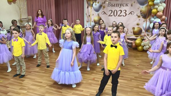 В детском саду № 4 г. Раменское прошел выпускной утренник.