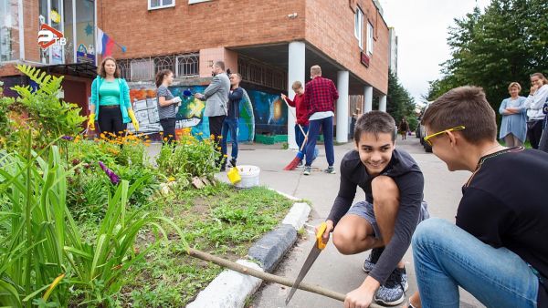 Более 20 тысяч подростков в Подмосковье смогут трудоустроиться на лето.