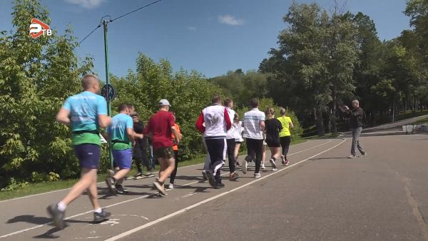 12 июня, в 10.00 часов МГЕР и партия «Единая Россия» провели забег «Спортивная Россия» вокруг озера Борисоглебское.
