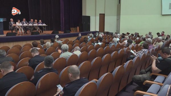 9 июня в большом зале ДК Сатурн состоялось собрание представителей садовых некоммерческих товариществ.