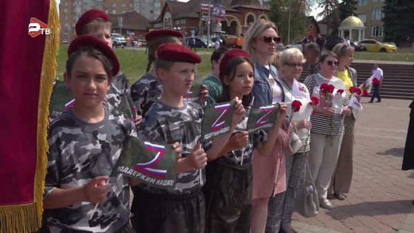 Митинг в День Памяти и скорби состоялся на Площади Победы.