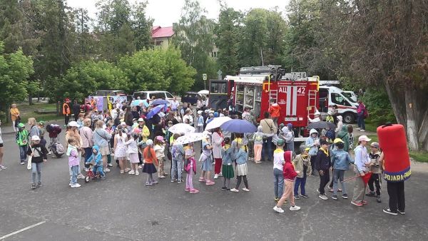 Необычная выставка состоялась 23 июня перед ДК им.Воровского.